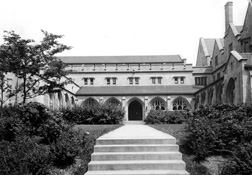 Ida Noyes Hall
